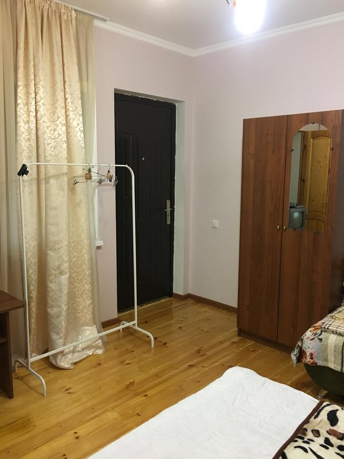 Guest House On Shakirbay 11 Σουχούμι Εξωτερικό φωτογραφία