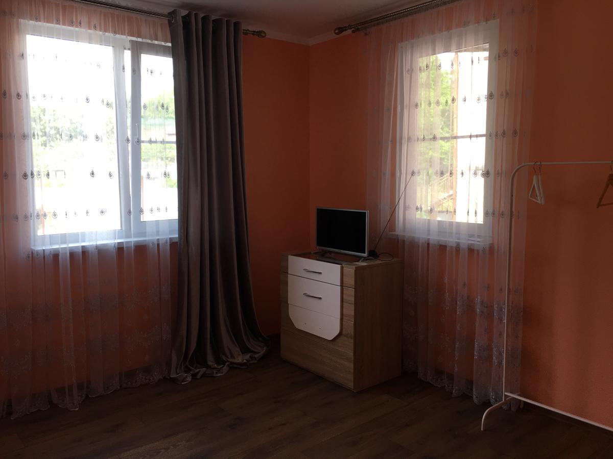 Guest House On Shakirbay 11 Σουχούμι Εξωτερικό φωτογραφία